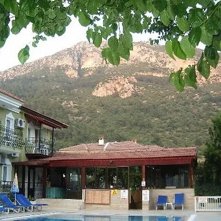 Hotell Grand Taner
